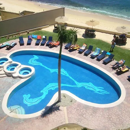 Beachfront Las Olas 2Bdr Condo